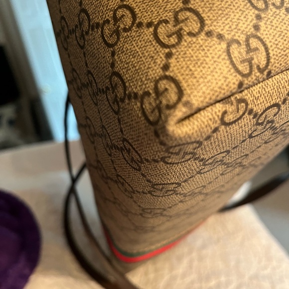 New Handbag - Picture 13 of 14